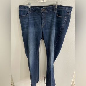 women’s Levi’s jeans.